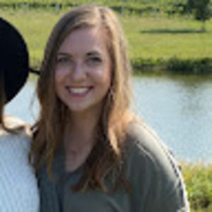 Meet your Posher, Katelyn